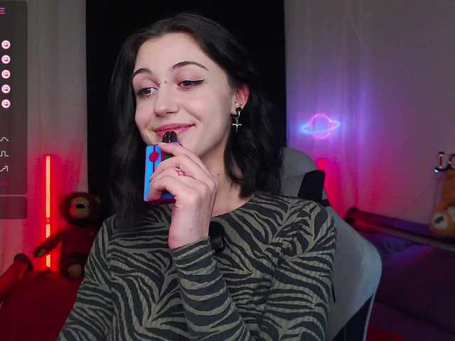 BlackAngell's BongaCams show and profile