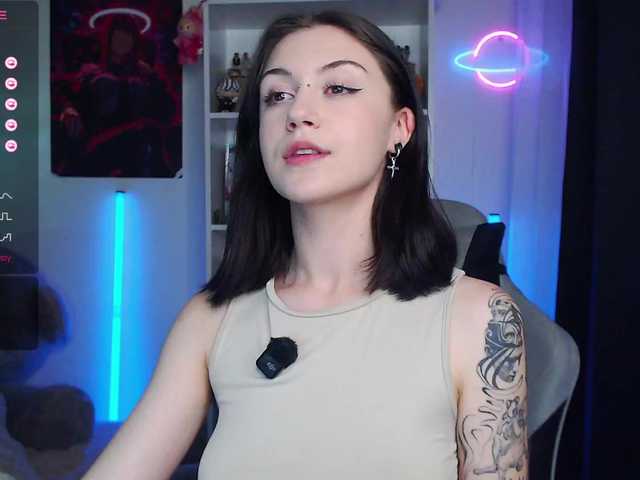 BlackAngell's BongaCams show and profile