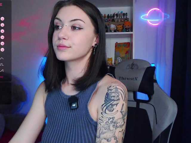 BlackAngell's BongaCams show and profile