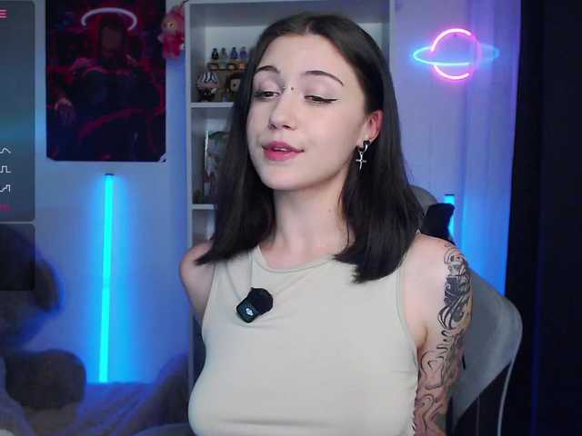 BlackAngell's BongaCams show and profile