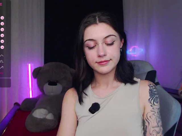 BlackAngell's BongaCams show and profile