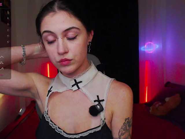 BlackAngell's BongaCams show and profile