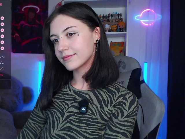 BlackAngell's BongaCams show and profile