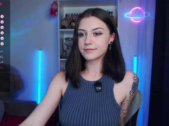 BlackAngell's BongaCams show and profile