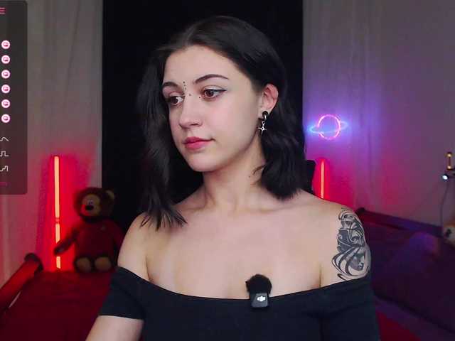 BlackAngell's BongaCams show and profile