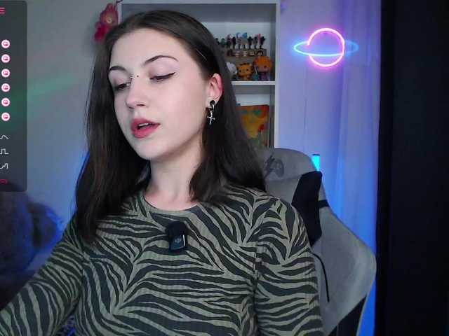 BlackAngell's BongaCams show and profile