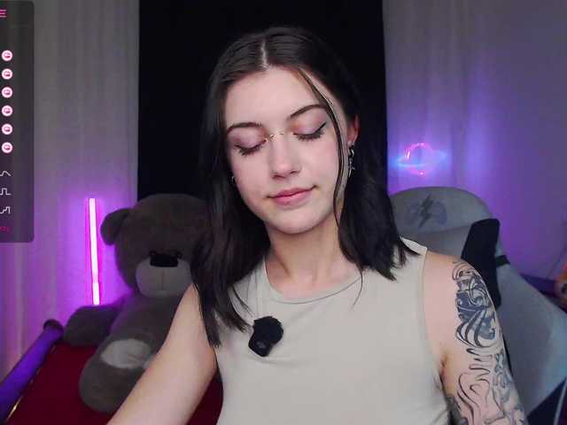 BlackAngell's BongaCams show and profile