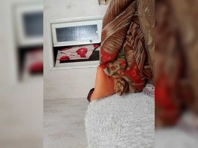 Sasha-69-1's BongaCams show and profile