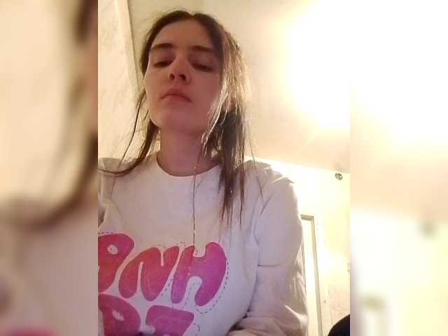 Sasha-69-1's BongaCams show and profile