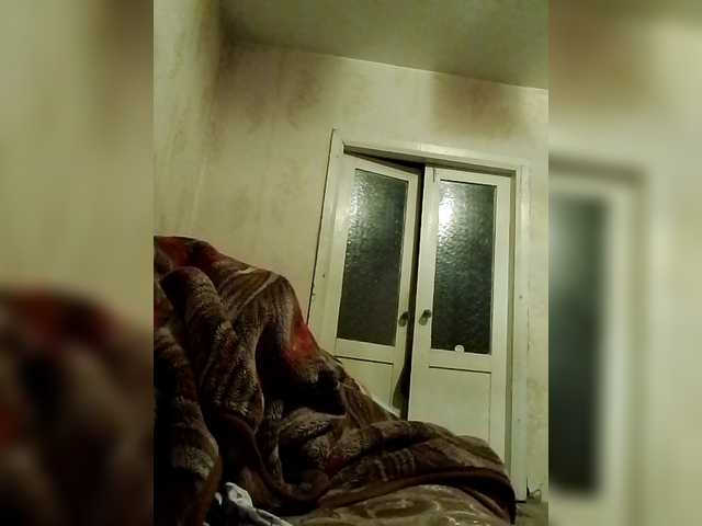 Sasha-69-1's BongaCams show and profile