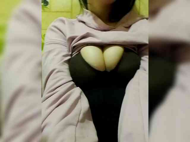 Sasha-69-1 webcam