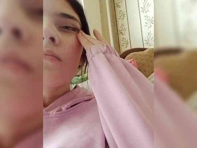 Sasha-69-1 webcam