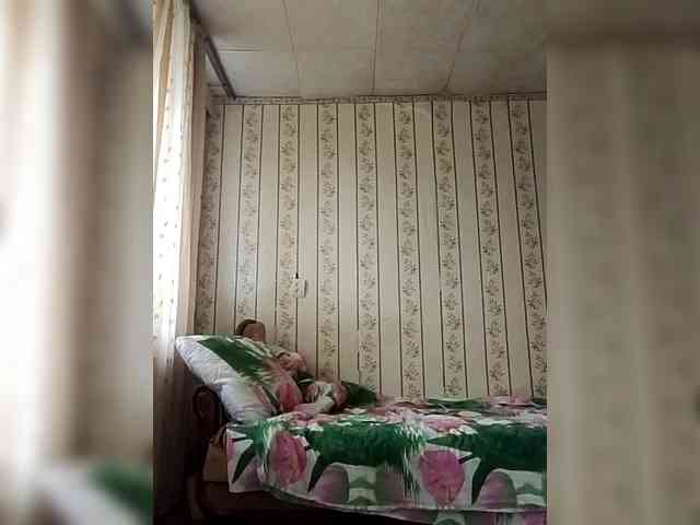 Sasha-69-1 webcam