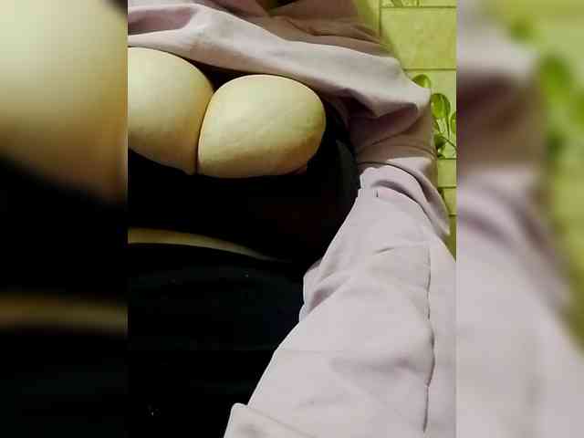 Sasha-69-1 webcam