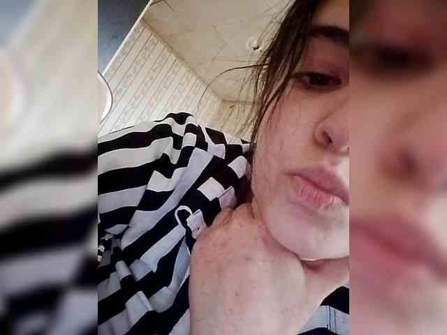 Sasha-69-1 webcam