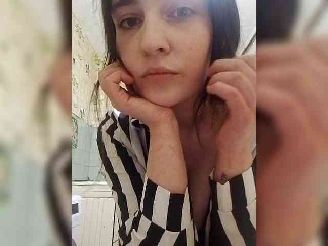 Sasha-69-1 webcam