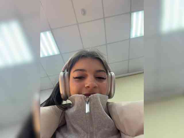 shottup Live Webcam on BongaCams