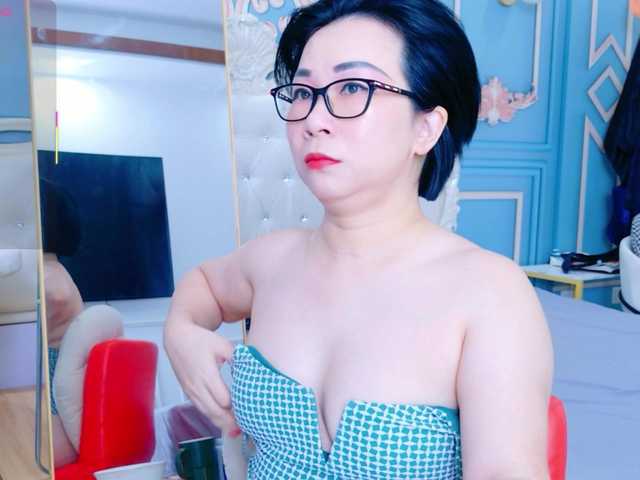 LucianaMeca from BongaCams is Freechat