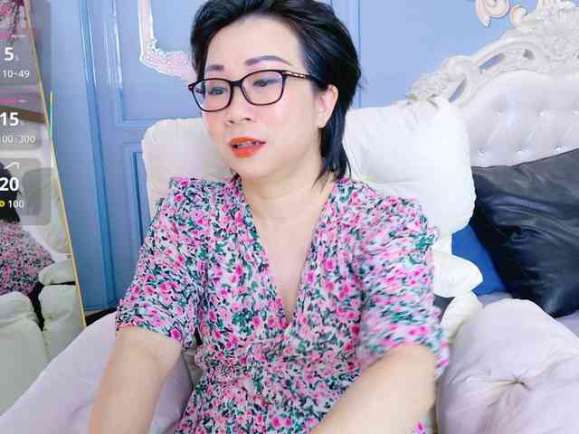 LucianaMeca webcam