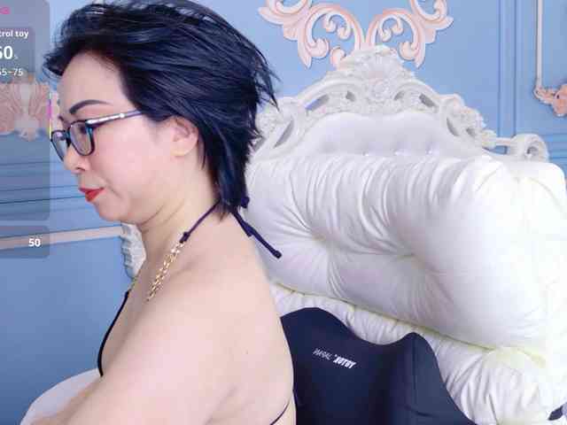 LucianaMeca webcam