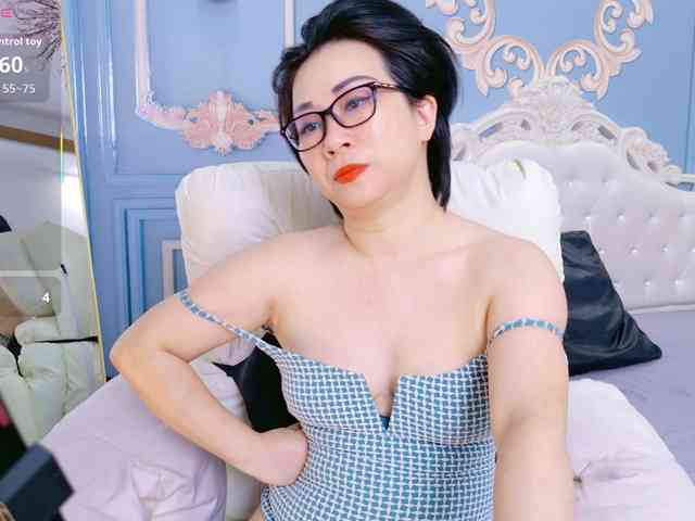 LucianaMeca webcam