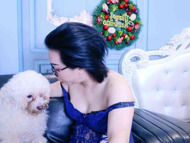 LucianaMeca Live Webcam on BongaCams