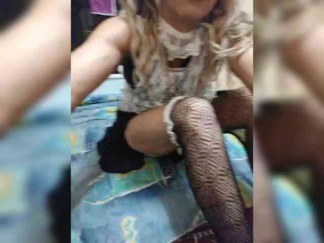 Dooomina35 Live Webcam on BongaCams