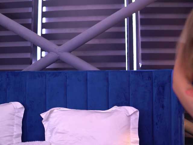 MillaSerene webcam
