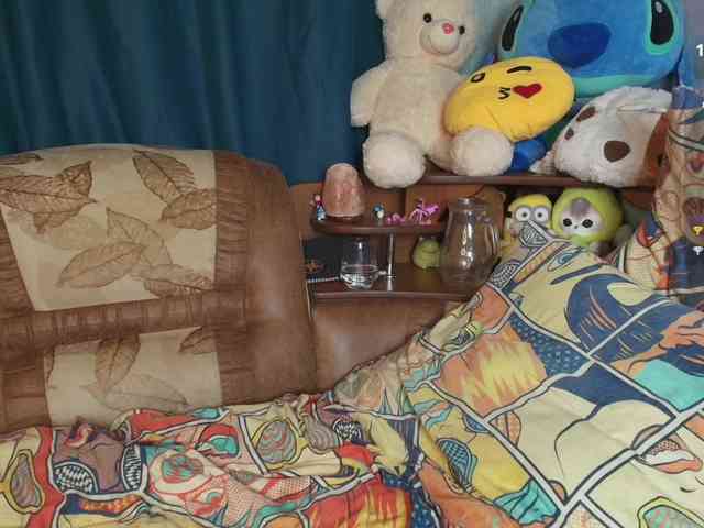 PussyRose webcam