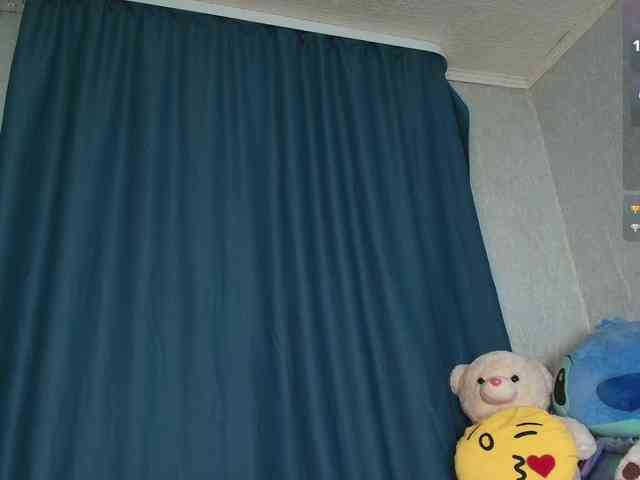 PussyRose webcam