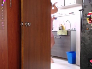 miia-1bigass Porn Show