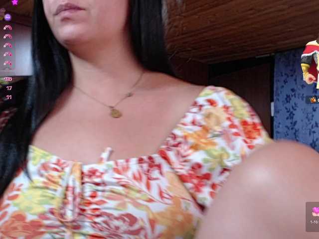 go to chat with miia-1bigass