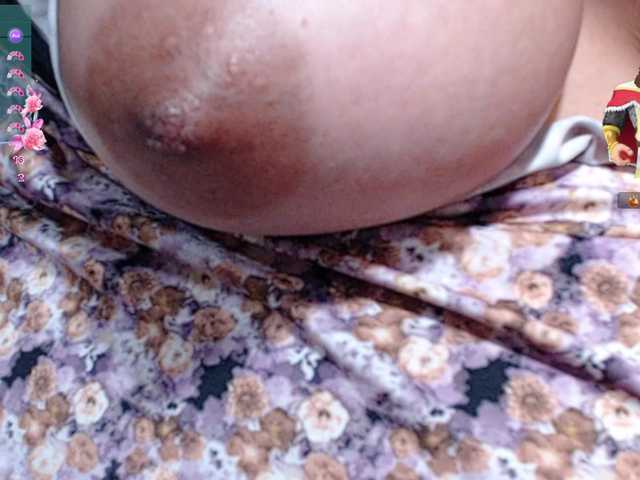 miia-1bigboobs's BongaCams show and profile