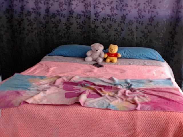 miia-1bigboobs's BongaCams show and profile