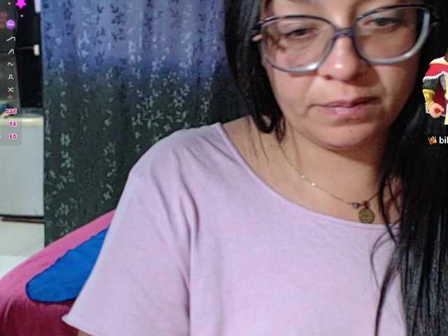 miia-1bigboobs's BongaCams show and profile