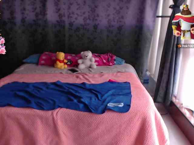 miia-1bigboobs webcam