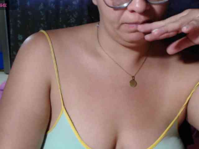 miia-1bigboobs Live Webcam on BongaCams