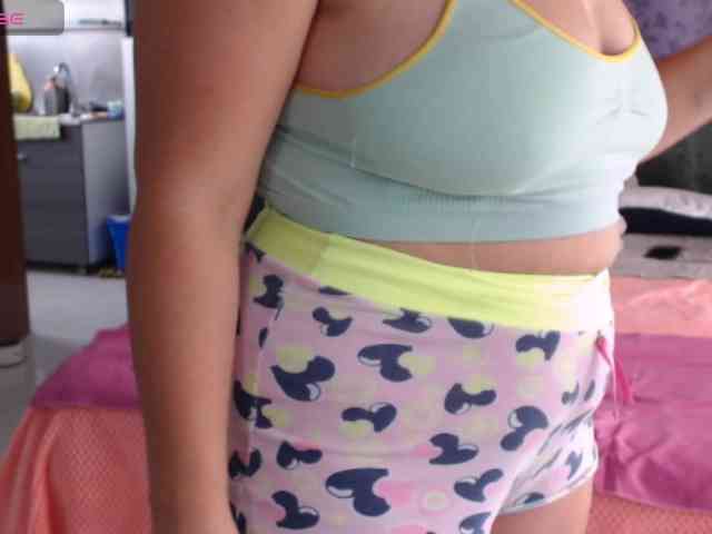 miia-1bigboobs Live Webcam on BongaCams