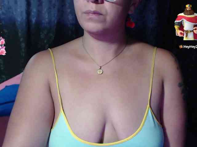 miia-1bigboobs webcam