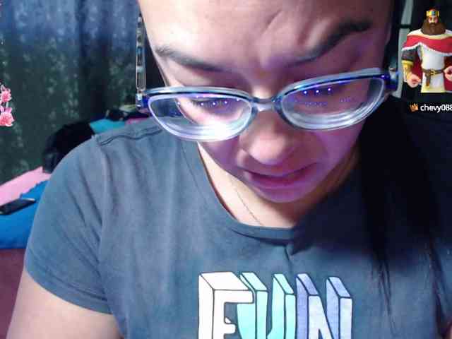 miia-1bigboobs webcam