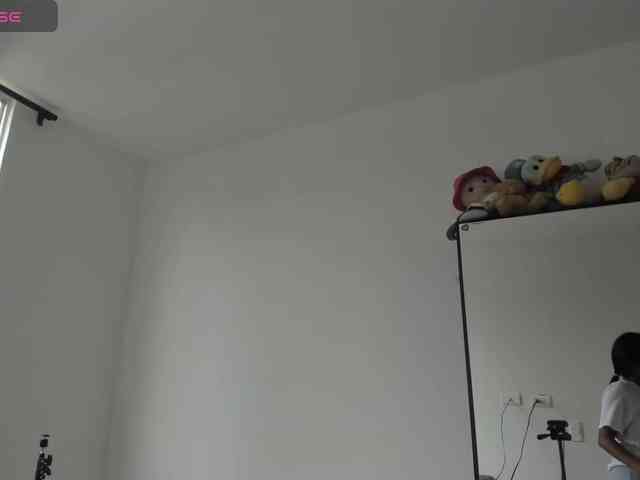 KeshaRose webcam