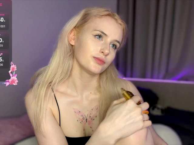 MilaElin's BongaCams show and profile