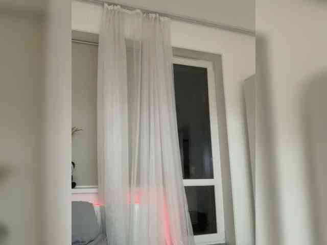 MilaElin webcam