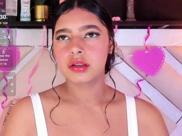 Zoe-Johnson's BongaCams show and profile