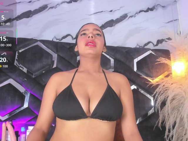 Zoe-Johnson's BongaCams show and profile