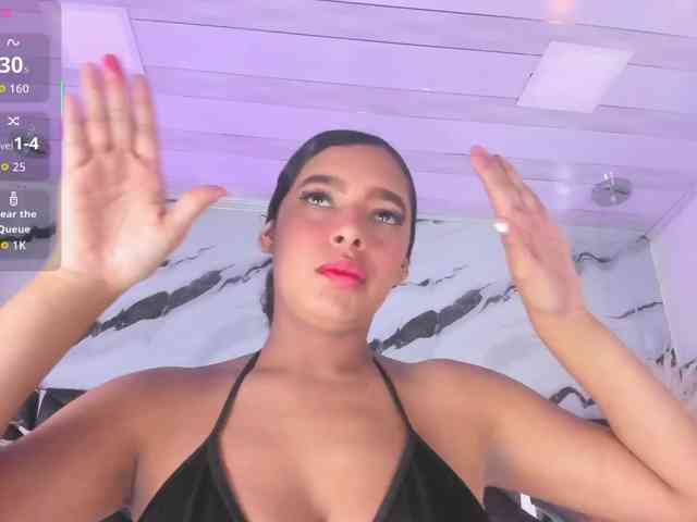 Zoe-Johnson Zoe-Johnson