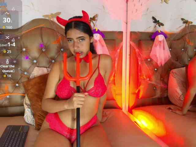 Zoe-Johnson webcam