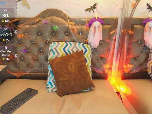 Zoe-Johnson webcam