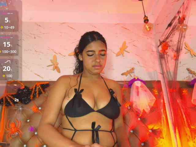 Zoe-Johnson webcam