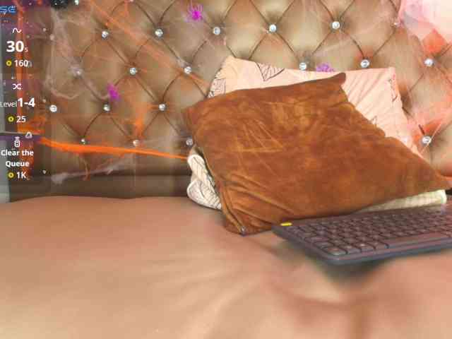 Zoe-Johnson webcam